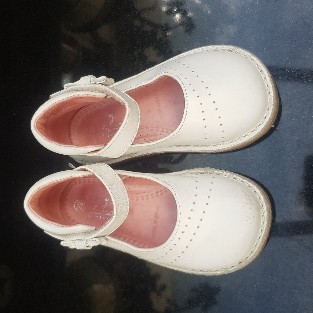 White Leather Jacadi's Baby girl T-strap shoes- size 7 (EU22)